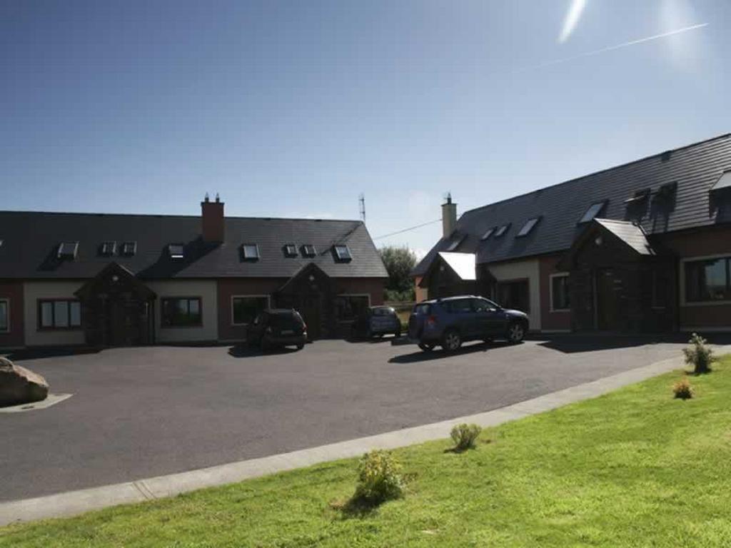 Tralee Bay Holiday Village Castlegregory Exterior foto